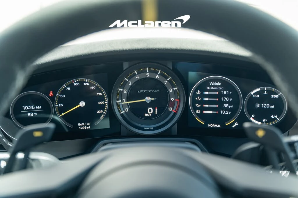 2025 Porsche 992 GT3 RS - Image 14 of 31