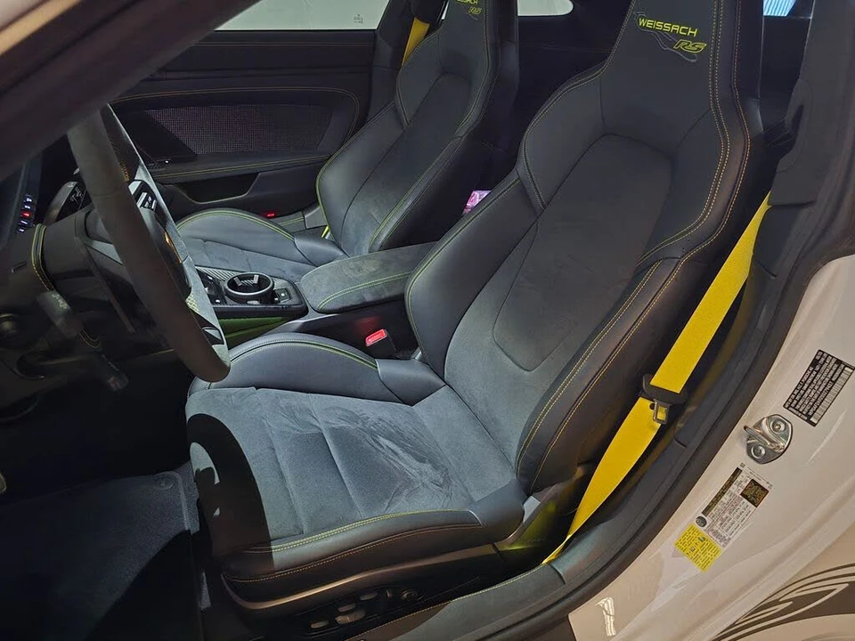 2025 Porsche 992 GT3 RS - Image 5 of 7