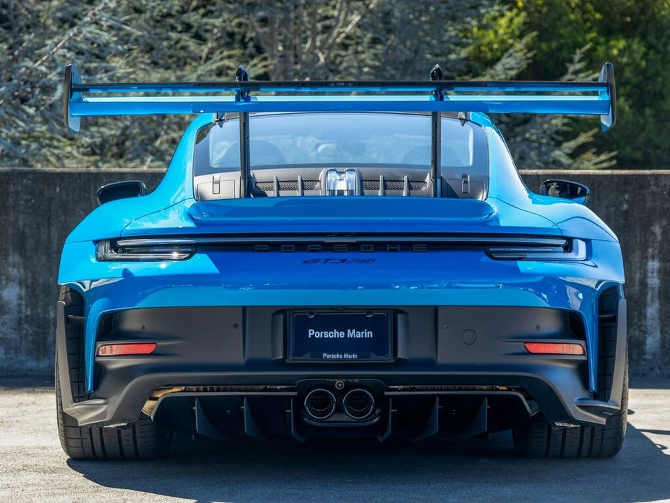 2025 Porsche 992 GT3 RS - Image 10 of 31