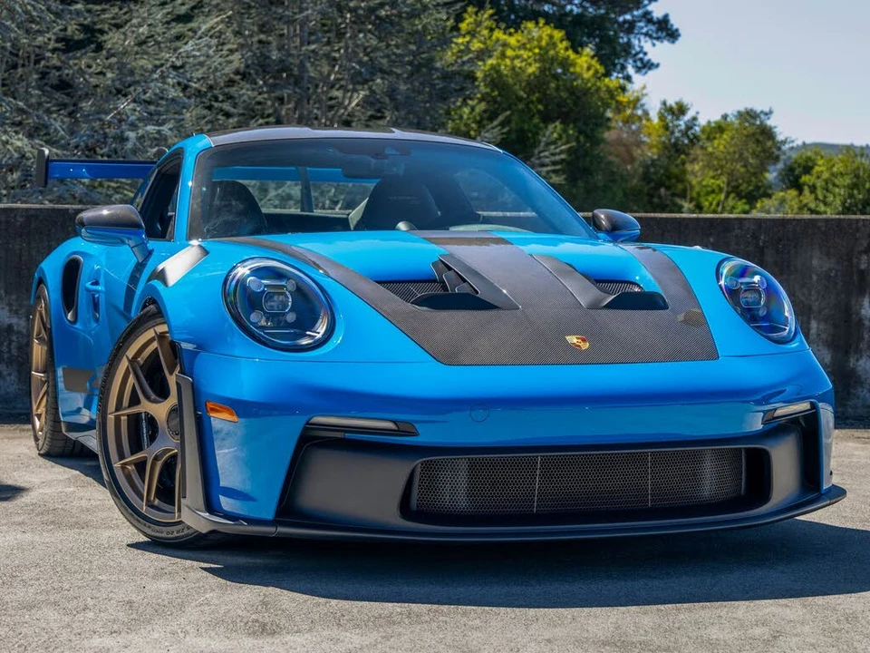 2025 Porsche 992 GT3 RS - Image 9 of 31