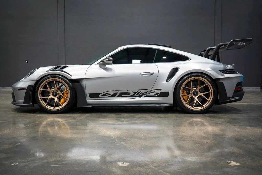 2025 Porsche 992 GT3 RS - Image 2 of 31
