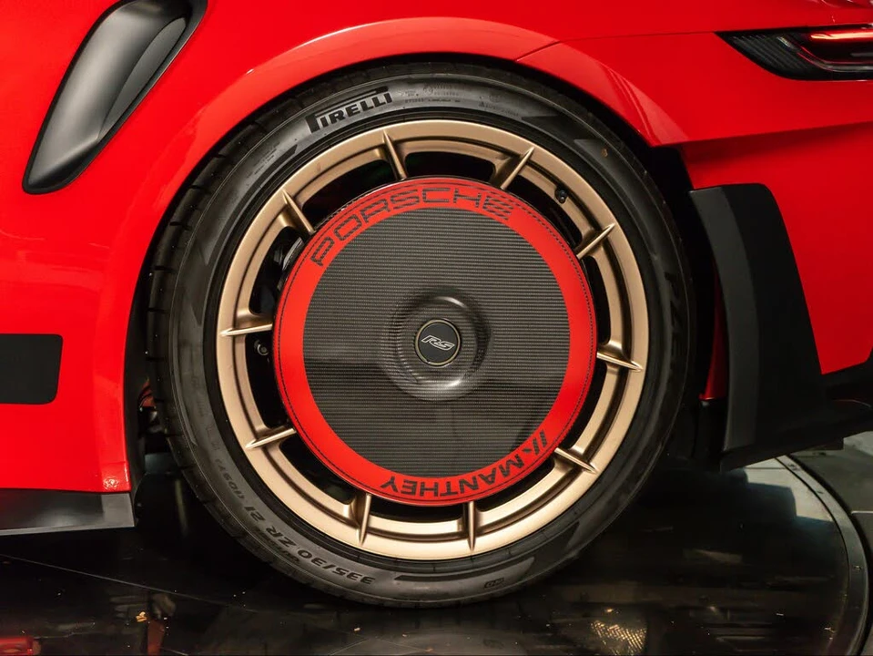 2025 Porsche 992 GT3 RS - Image 28 of 28