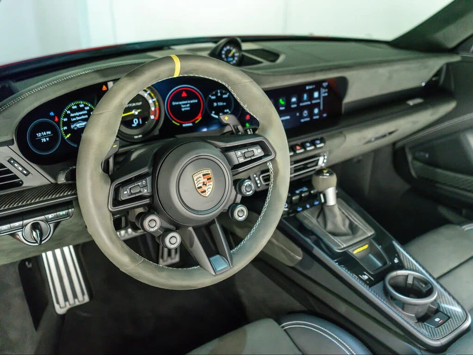 2025 Porsche 992 GT3 RS - Image 4 of 28