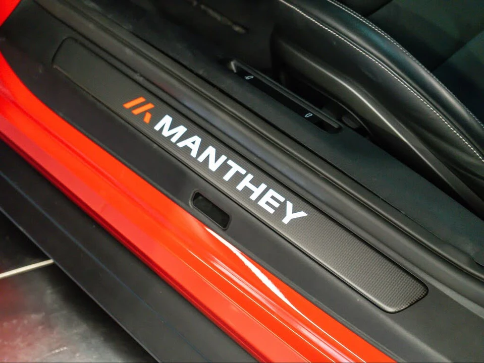 2025 Porsche 992 GT3 RS - Image 17 of 28