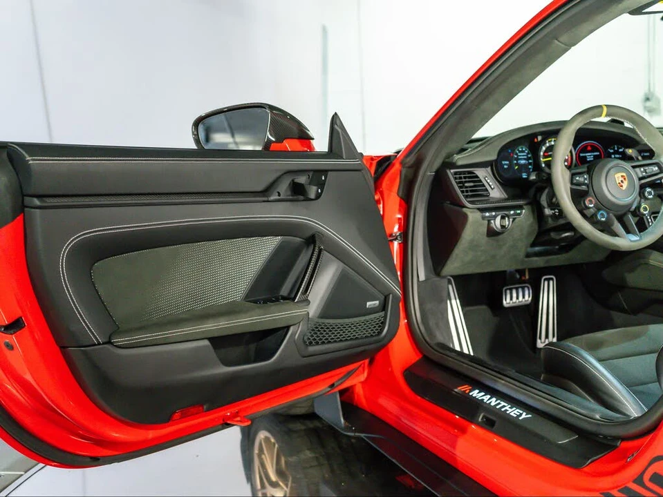 2025 Porsche 992 GT3 RS - Image 16 of 28