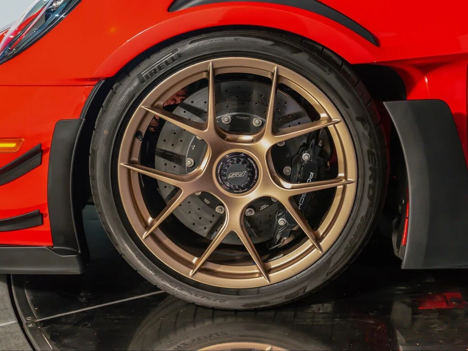 2025 Porsche 992 GT3 RS - Image 11 of 28