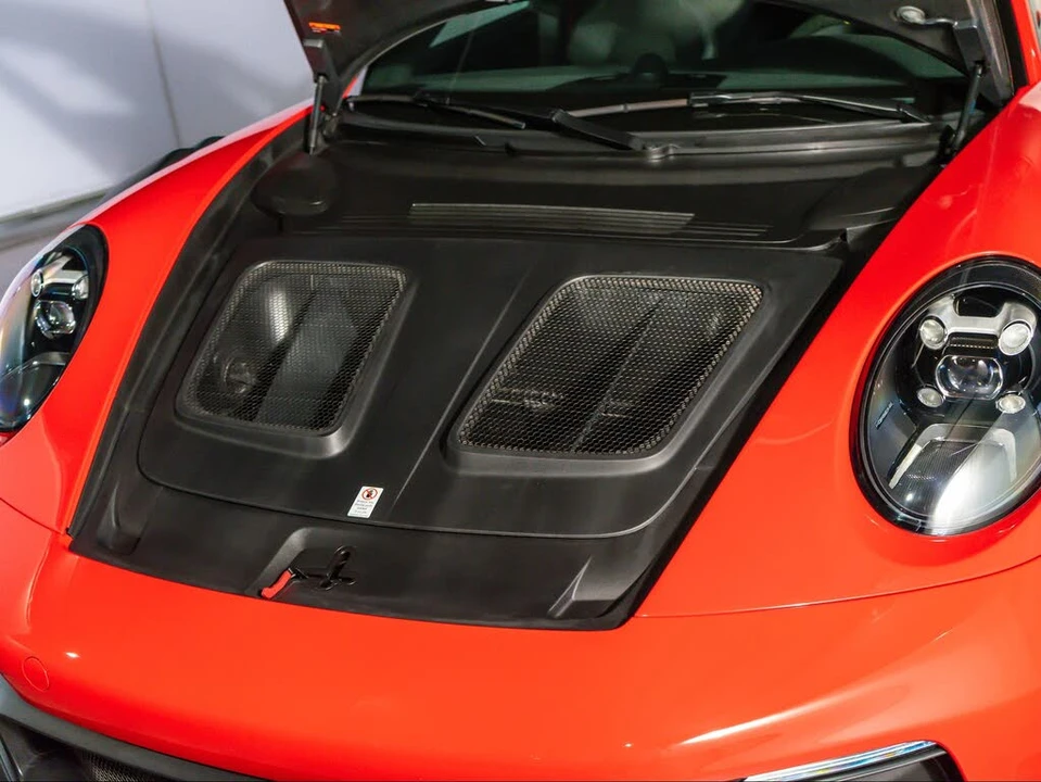 2025 Porsche 992 GT3 RS - Image 27 of 28