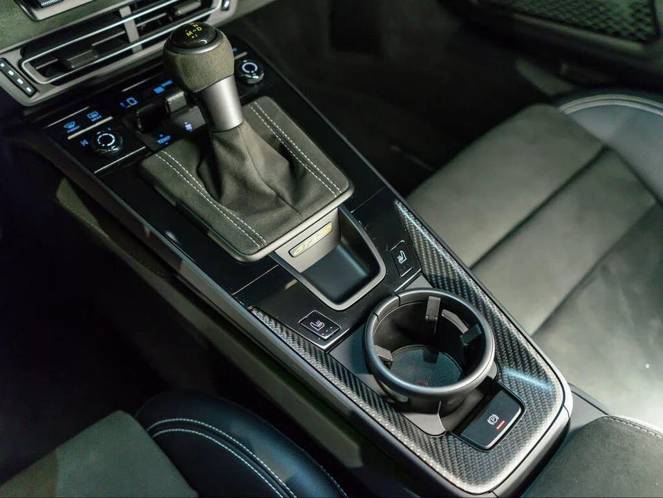 2025 Porsche 992 GT3 RS - Image 18 of 28