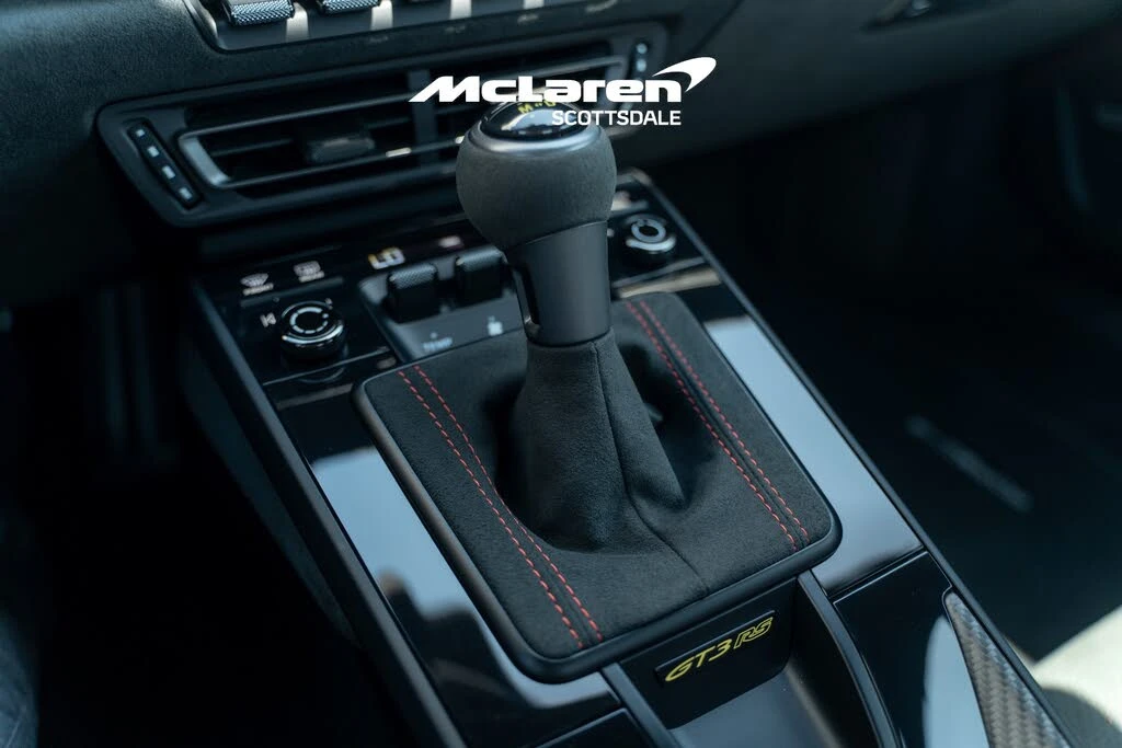 2025 Porsche 992 GT3 RS - Image 18 of 31