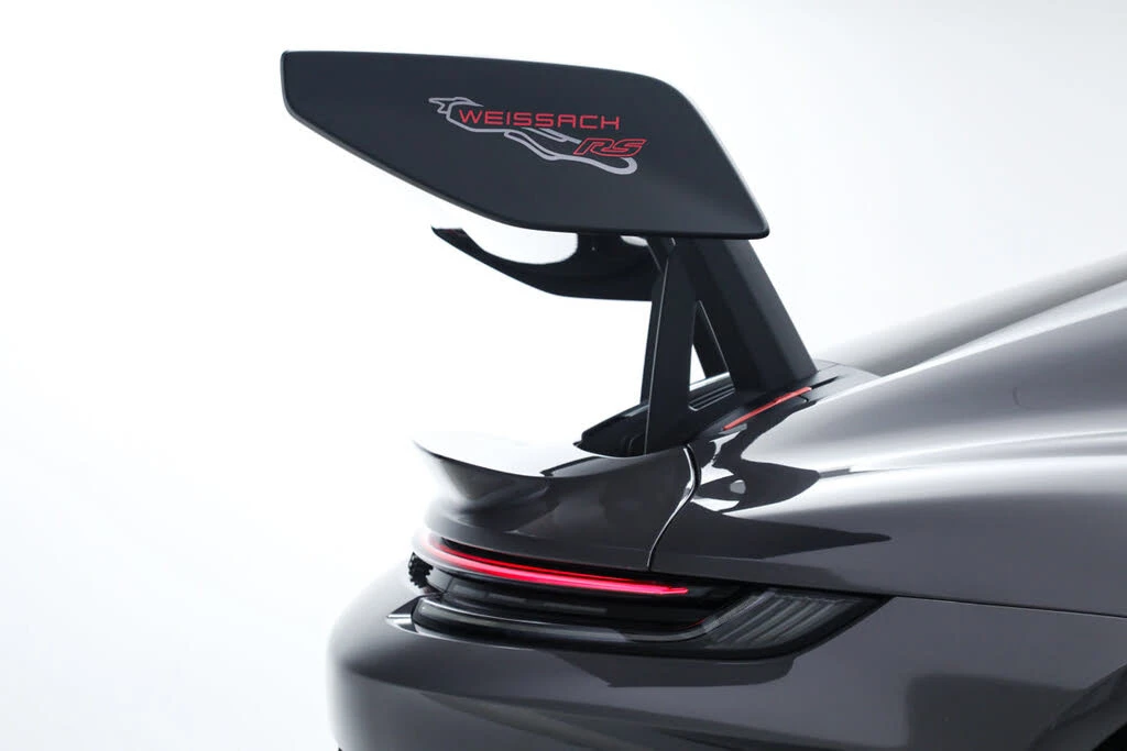 2025 Porsche 992 GT3 RS - Image 14 of 31