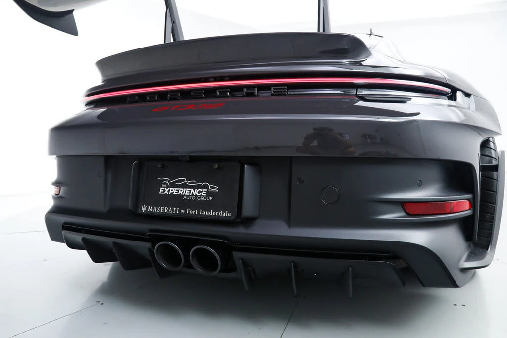 2025 Porsche 992 GT3 RS - Image 17 of 31