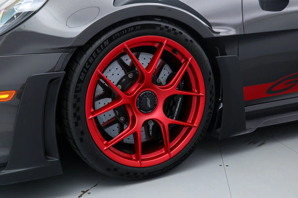 2025 Porsche 992 GT3 RS - Image 13 of 31
