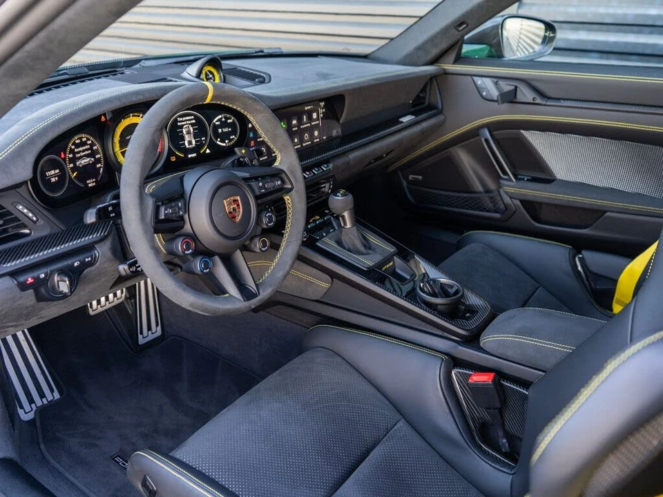2025 Porsche 992 GT3 RS - Image 5 of 31