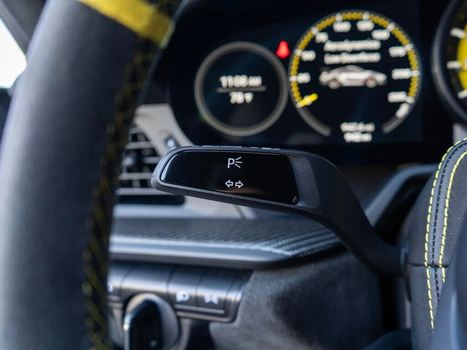 2025 Porsche 992 GT3 RS - Image 24 of 31