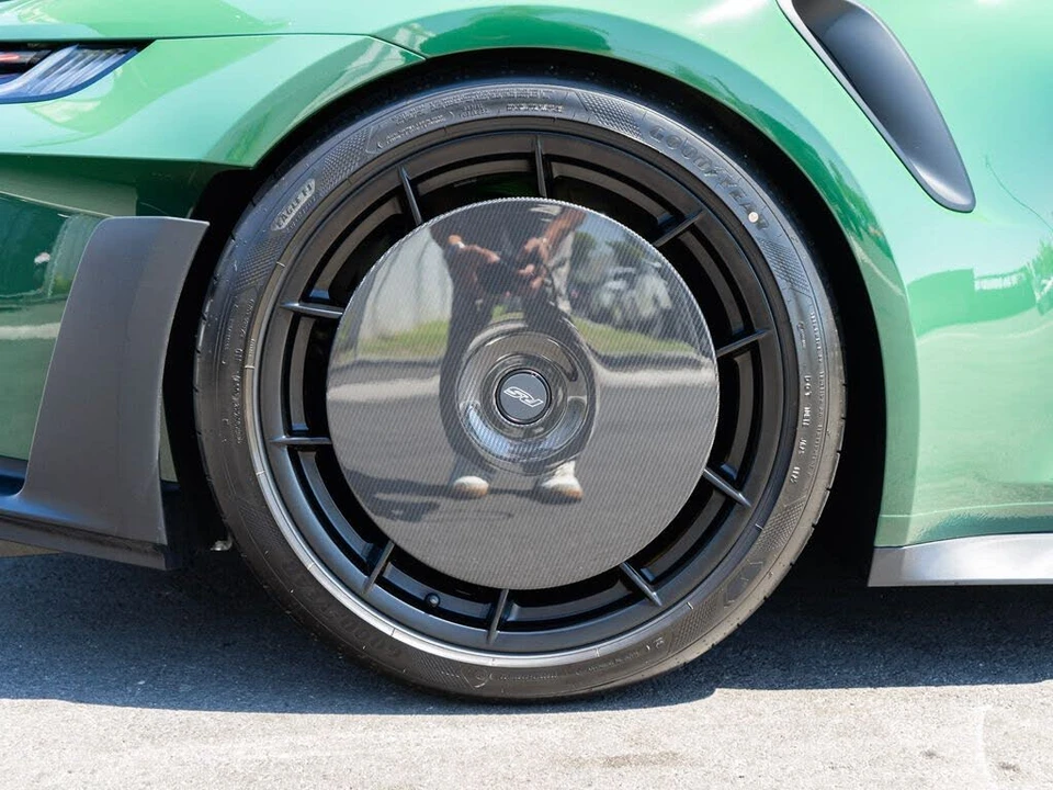 2025 Porsche 992 GT3 RS - Image 15 of 31