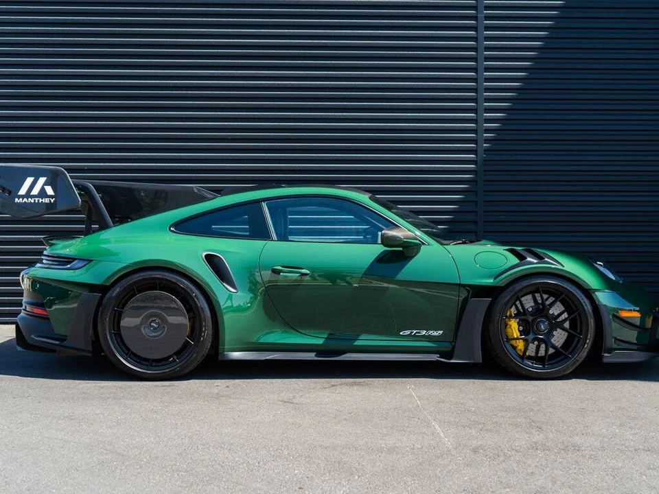 2025 Porsche 992 GT3 RS - Image 8 of 31