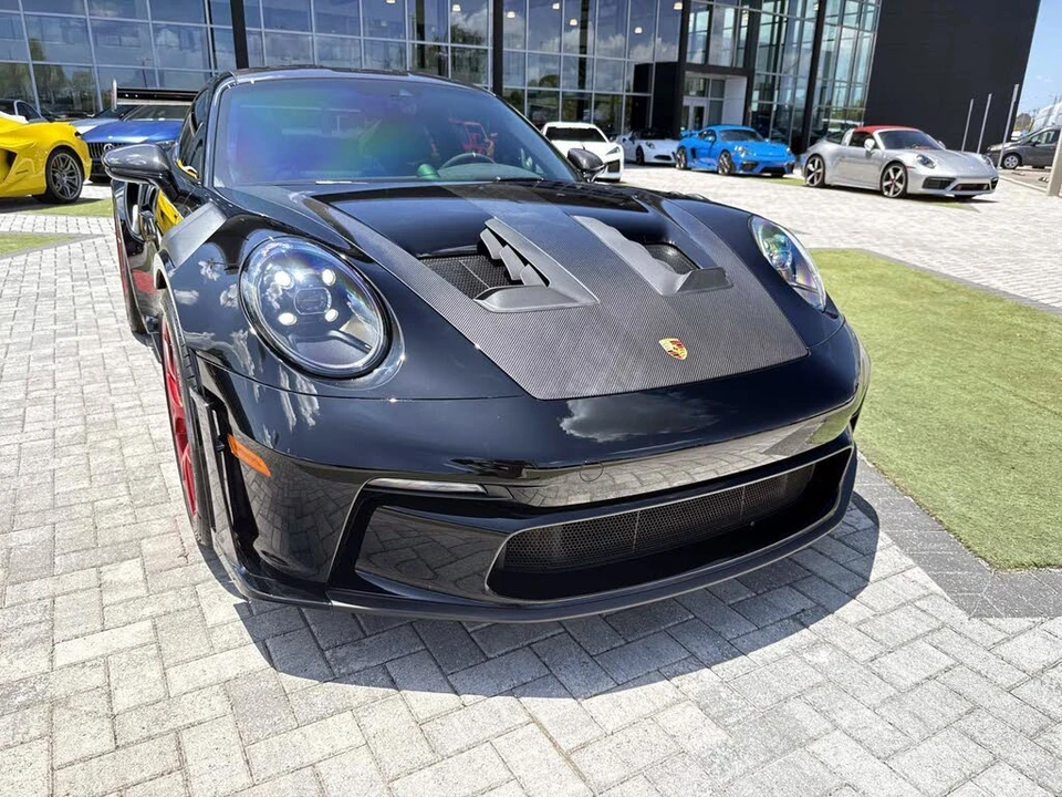 2025 Porsche 992 GT3 RS - Image 8 of 31