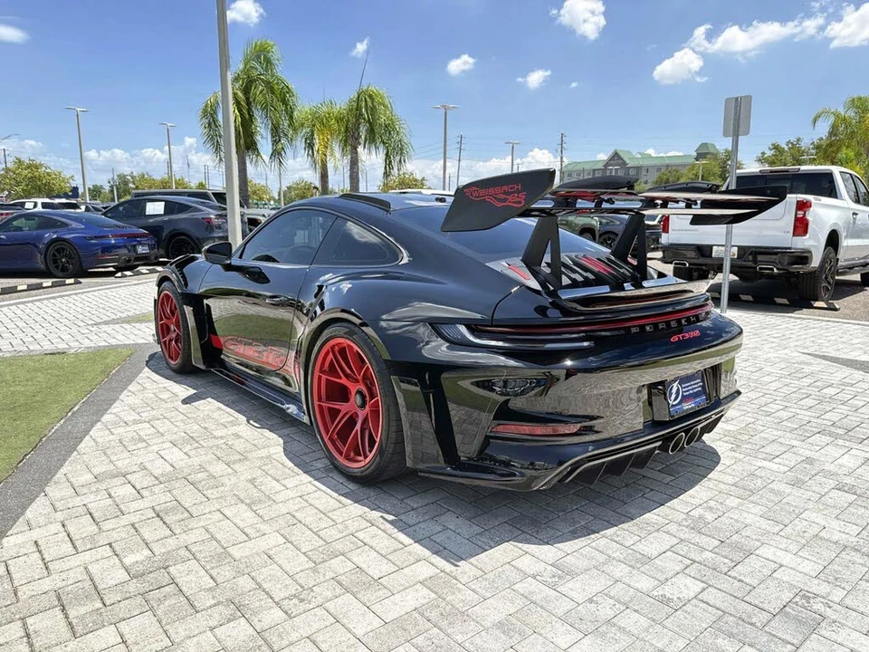 2025 Porsche 992 GT3 RS - Image 4 of 31