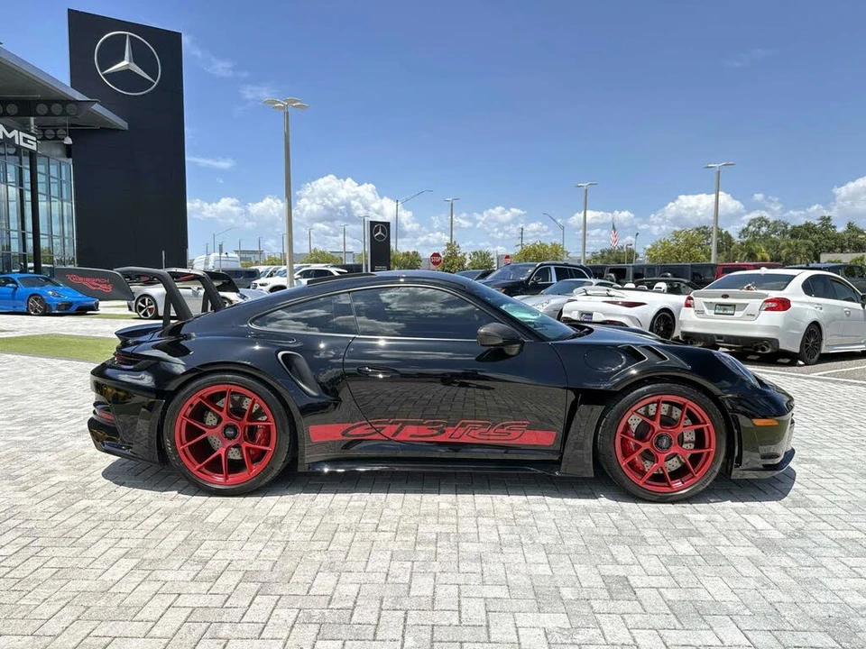 2025 Porsche 992 GT3 RS - Image 6 of 31