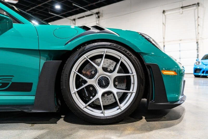 2025 Porsche 992 GT3 RS - Image 24 of 31