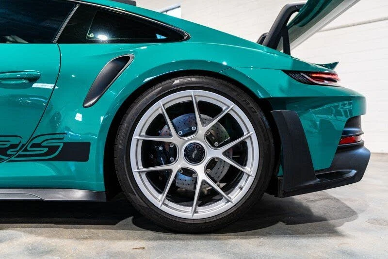 2025 Porsche 992 GT3 RS - Image 22 of 31