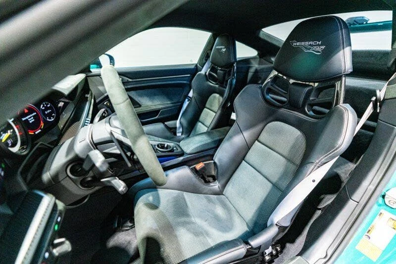2025 Porsche 992 GT3 RS - Image 28 of 31