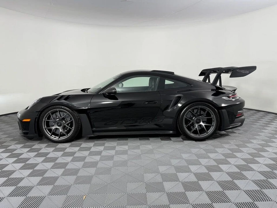 2025 Porsche 992 GT3 RS - Image 2 of 6