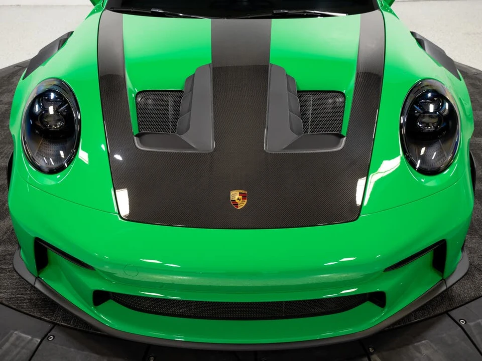 2025 Porsche 992 GT3 RS - Image 16 of 31
