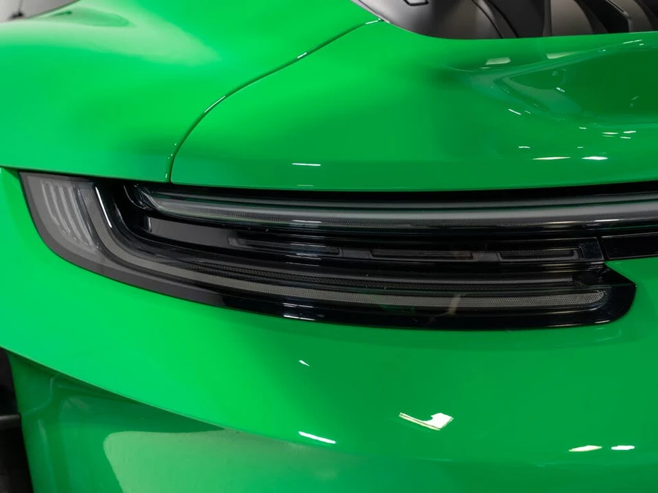 2025 Porsche 992 GT3 RS - Image 27 of 31