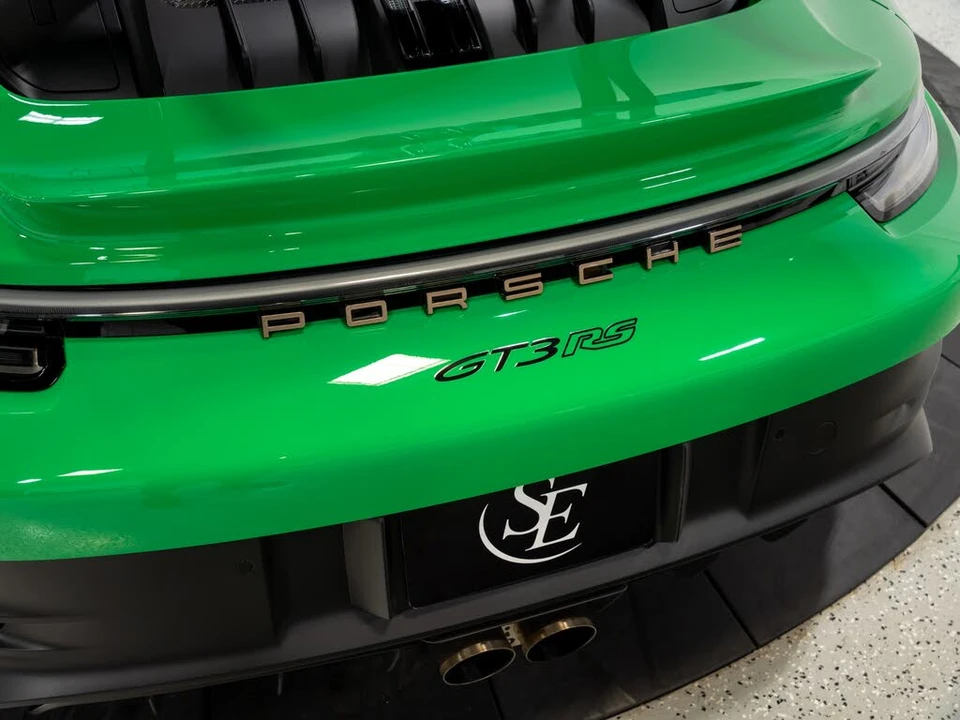 2025 Porsche 992 GT3 RS - Image 29 of 31