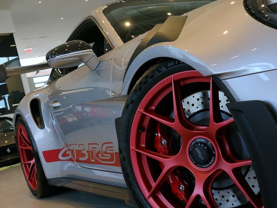 2025 Porsche 992 GT3 RS - Image 8 of 31