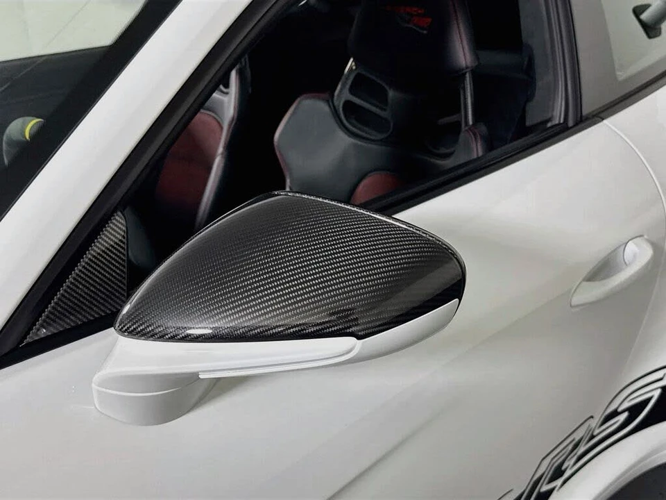 2025 Porsche 992 GT3 RS - Image 27 of 31