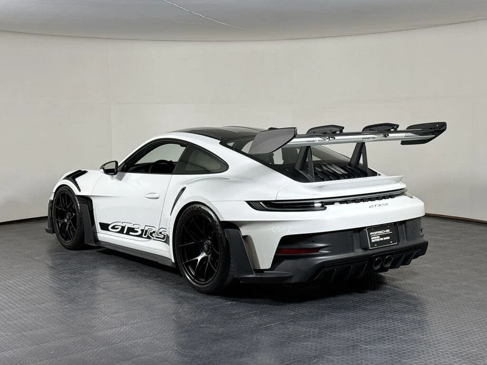 2025 Porsche 992 GT3 RS - Image 3 of 31