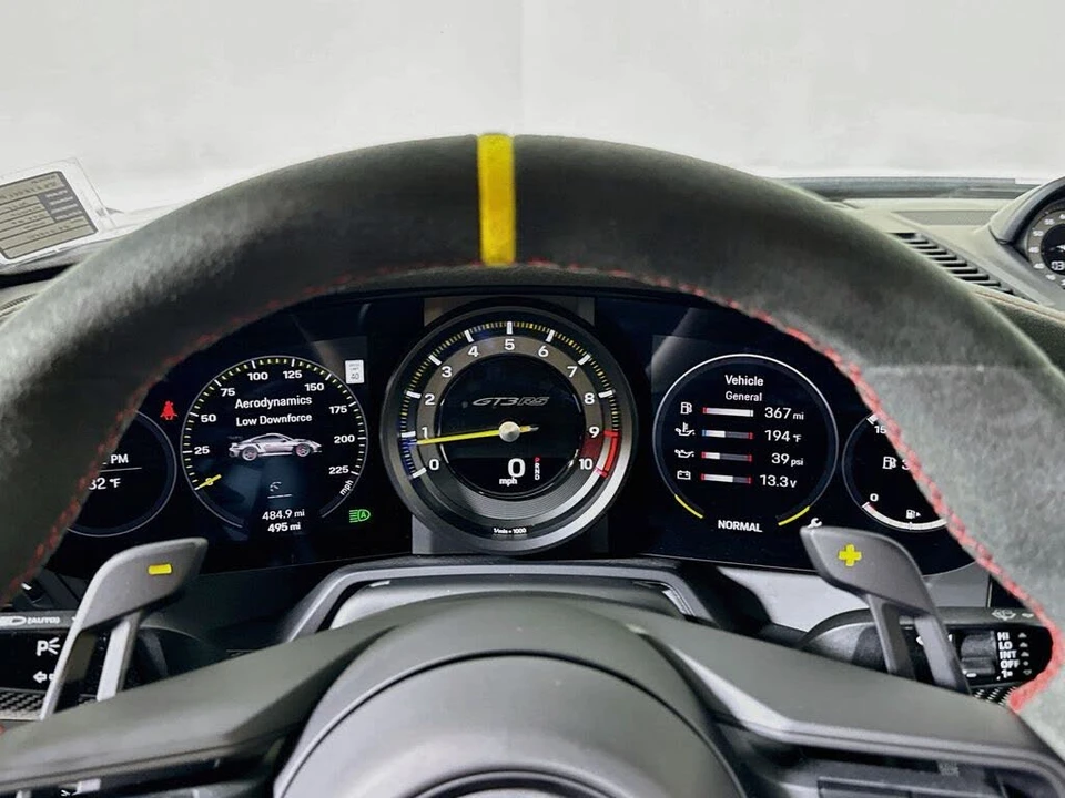 2025 Porsche 992 GT3 RS - Image 13 of 31