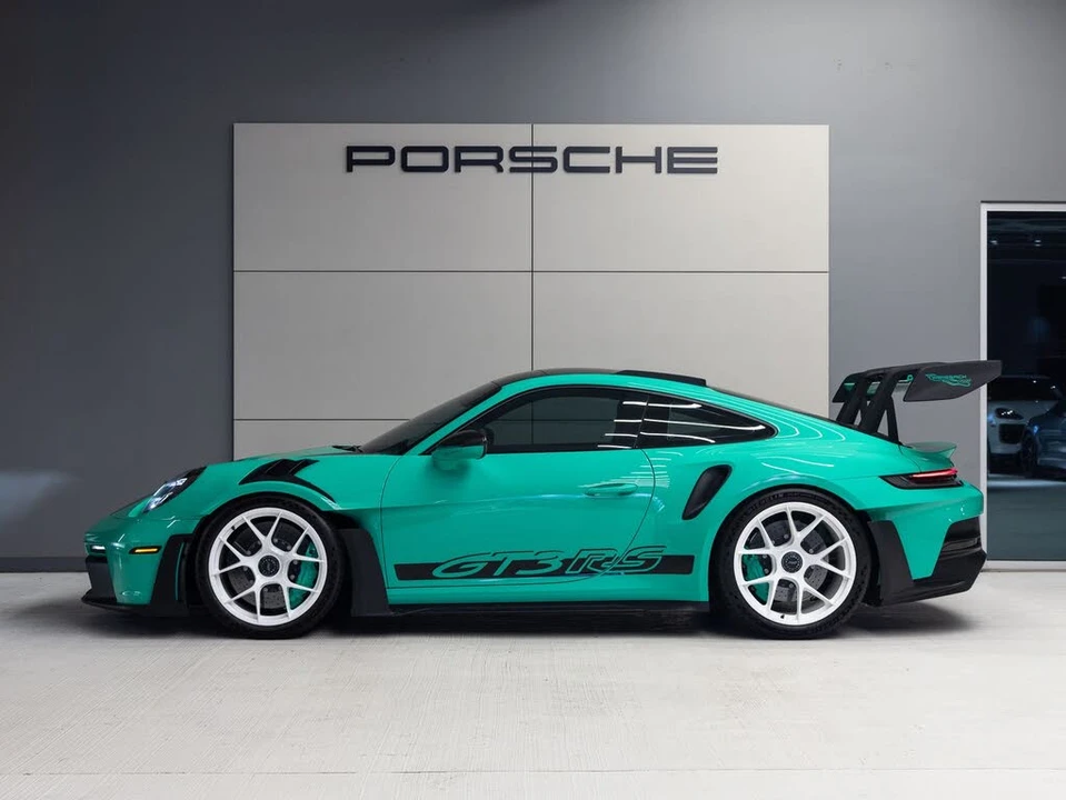 2025 Porsche 992 GT3 RS - Image 2 of 31