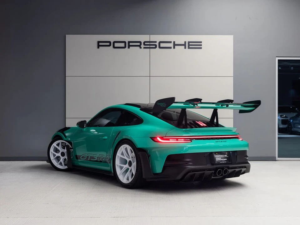 2025 Porsche 992 GT3 RS - Image 3 of 31