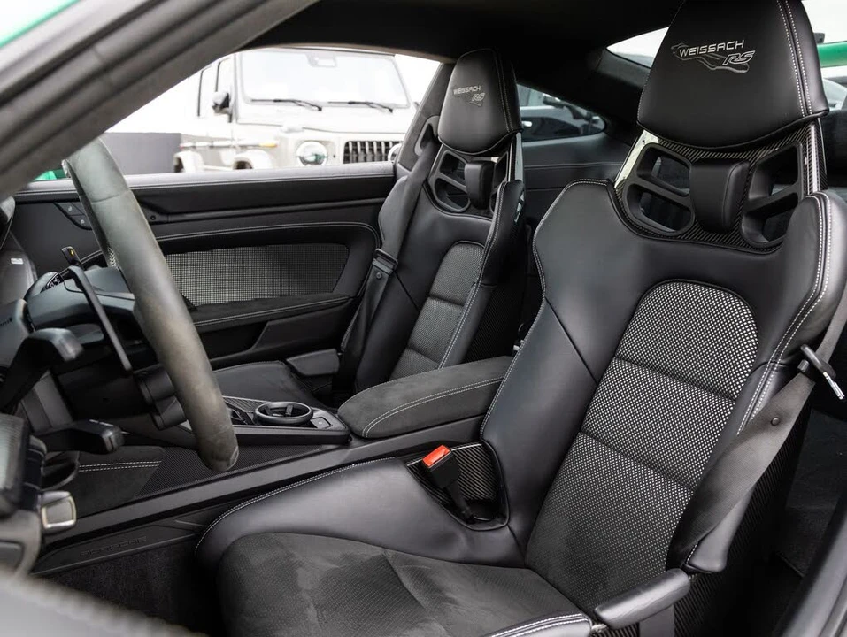 2025 Porsche 992 GT3 RS - Image 5 of 31