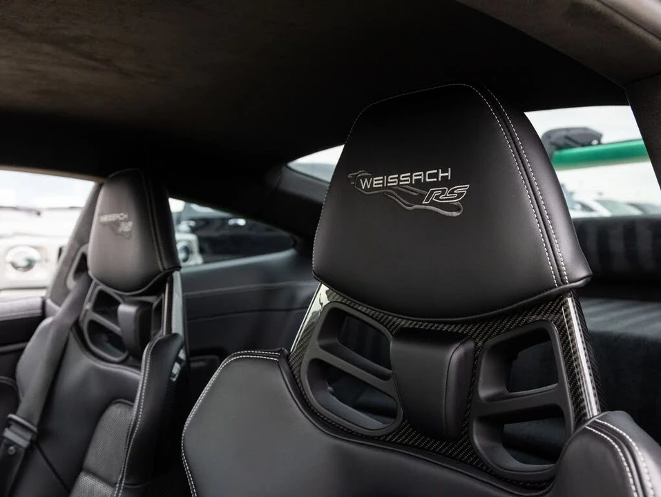 2025 Porsche 992 GT3 RS - Image 22 of 31
