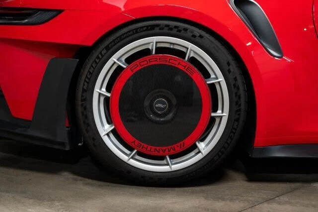 2025 Porsche 992 GT3 RS - Image 13 of 31