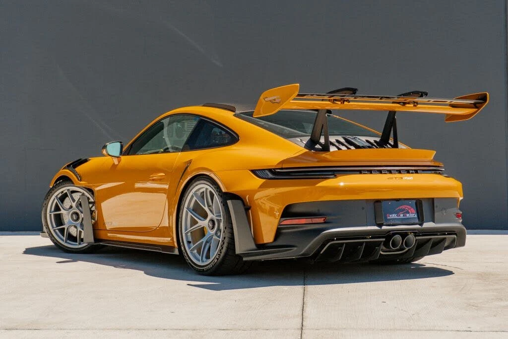 2025 Porsche 992 GT3 RS - Image 9 of 31