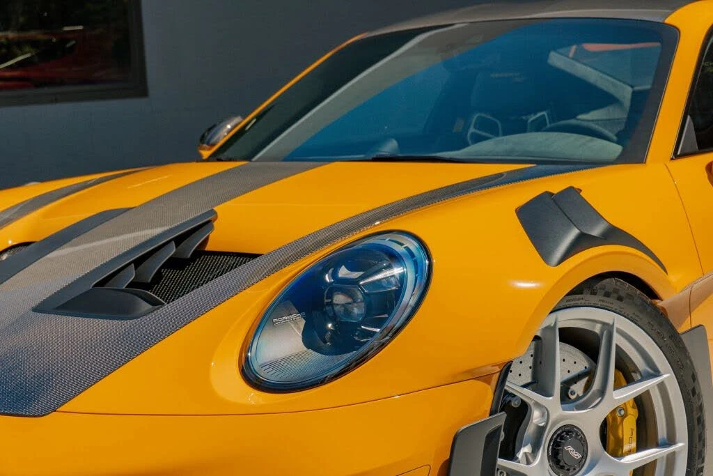 2025 Porsche 992 GT3 RS - Image 24 of 31