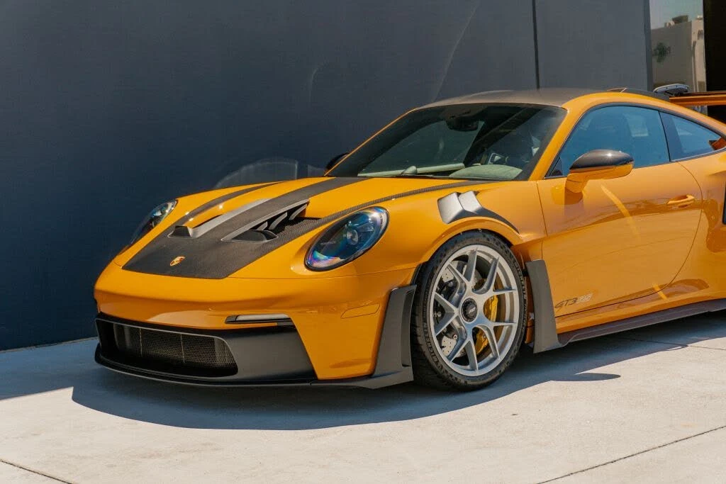 2025 Porsche 992 GT3 RS - Image 19 of 31