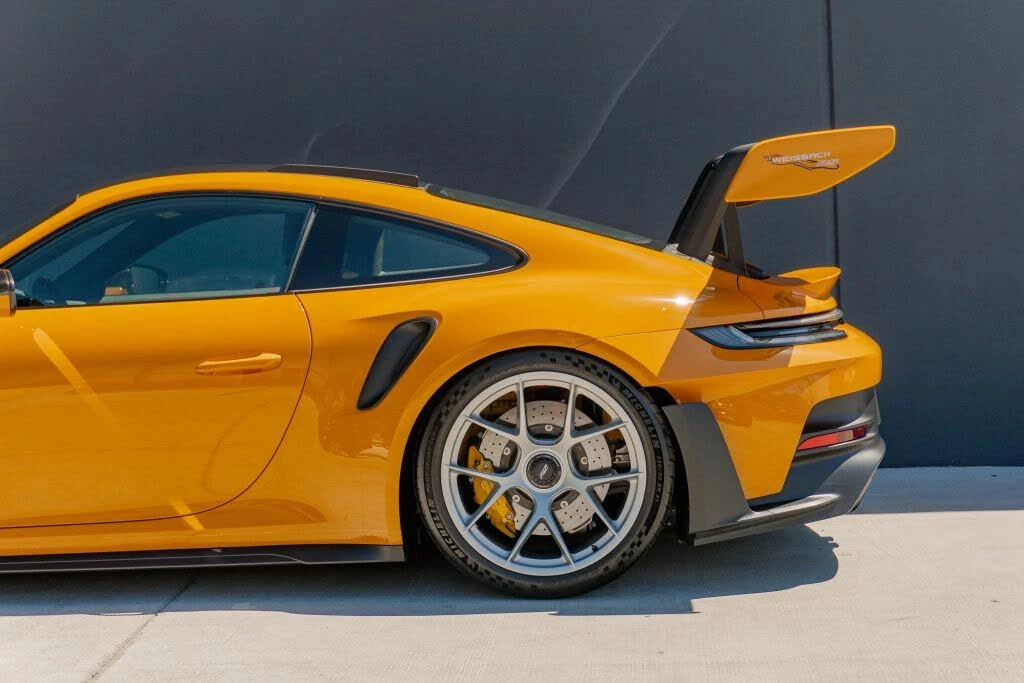 2025 Porsche 992 GT3 RS - Image 20 of 31
