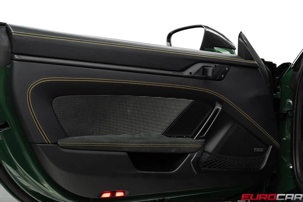 2025 Porsche 992 GT3 RS - Image 27 of 31