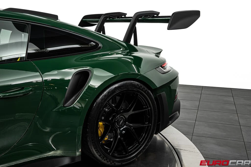 2025 Porsche 992 GT3 RS - Image 18 of 31