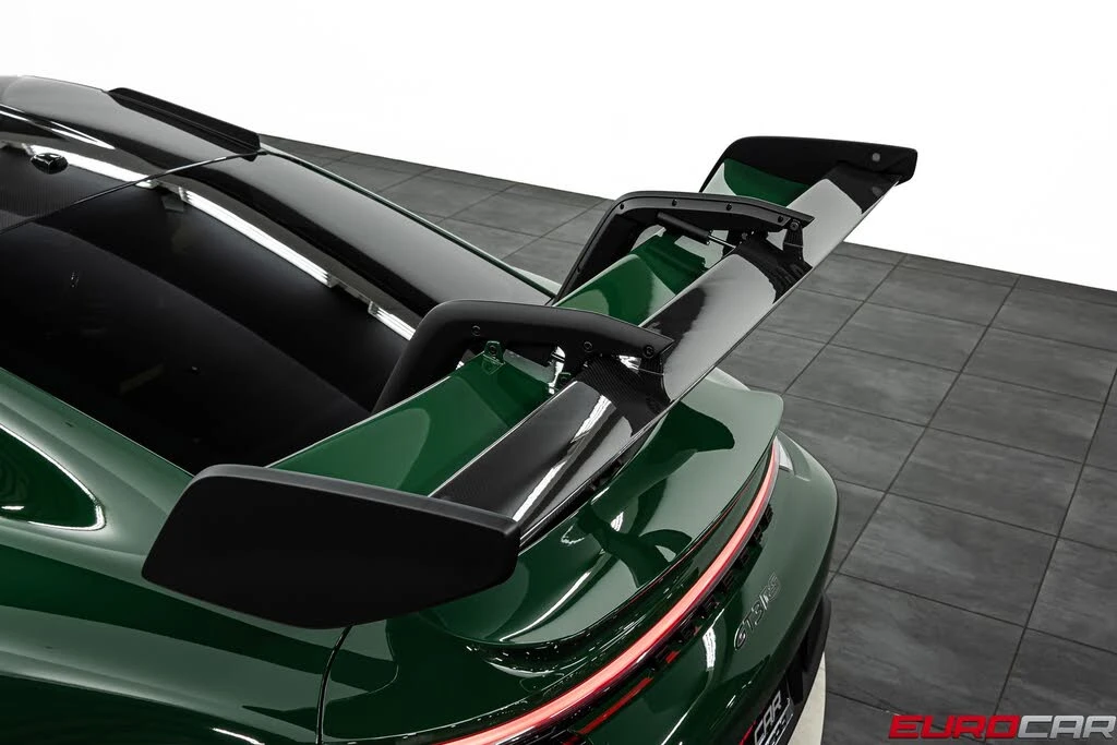 2025 Porsche 992 GT3 RS - Image 21 of 31