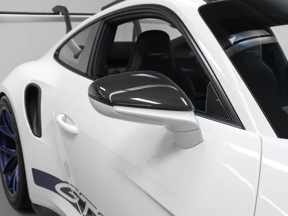 2025 Porsche 992 GT3 RS - Image 23 of 31