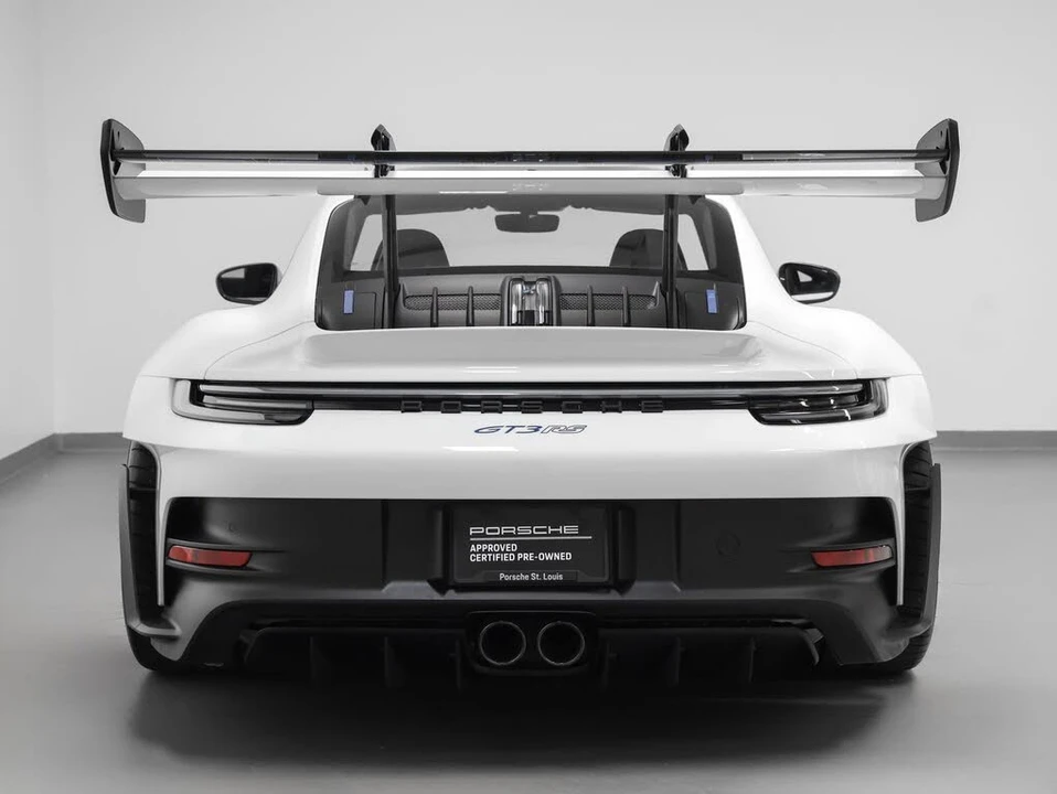 2025 Porsche 992 GT3 RS - Image 11 of 31