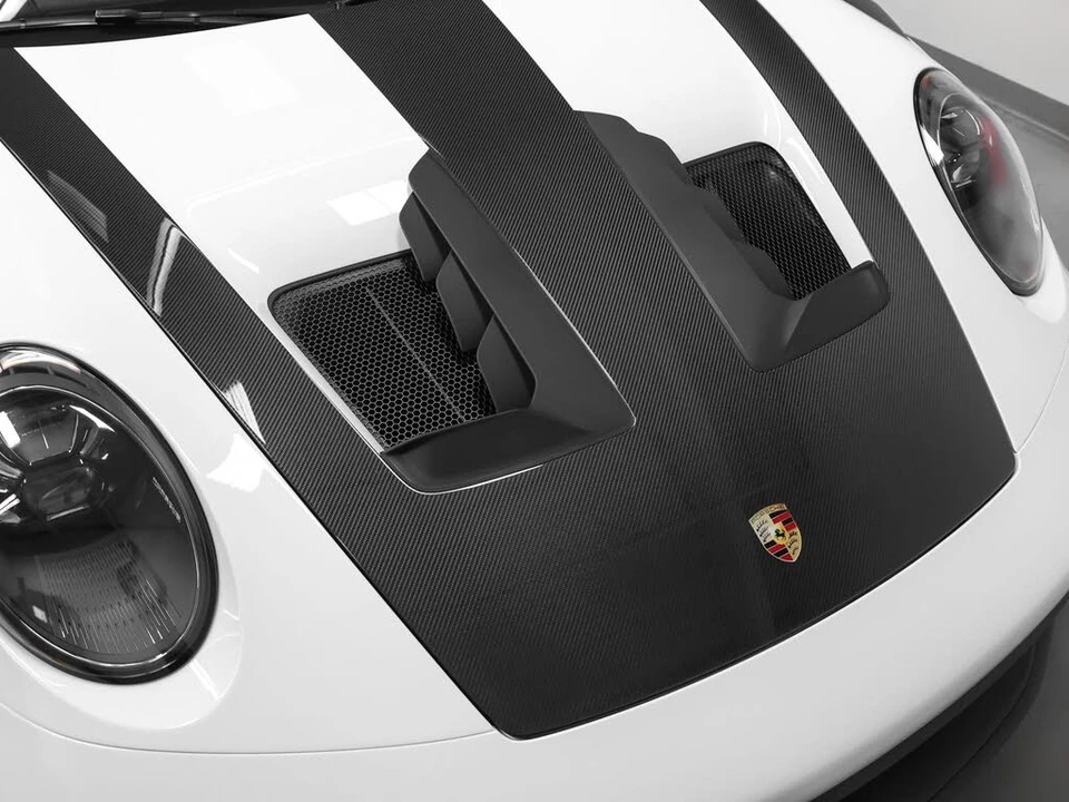 2025 Porsche 992 GT3 RS - Image 30 of 31