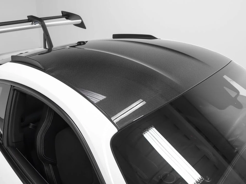 2025 Porsche 992 GT3 RS - Image 21 of 31